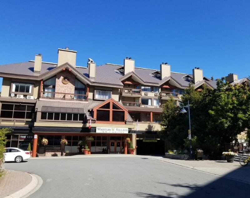 Whistler Village Inn & Suites Exteriör bild